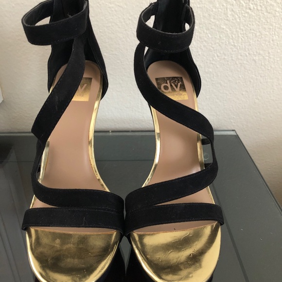 Dolce Vita Black Heels - Picture 3 of 4